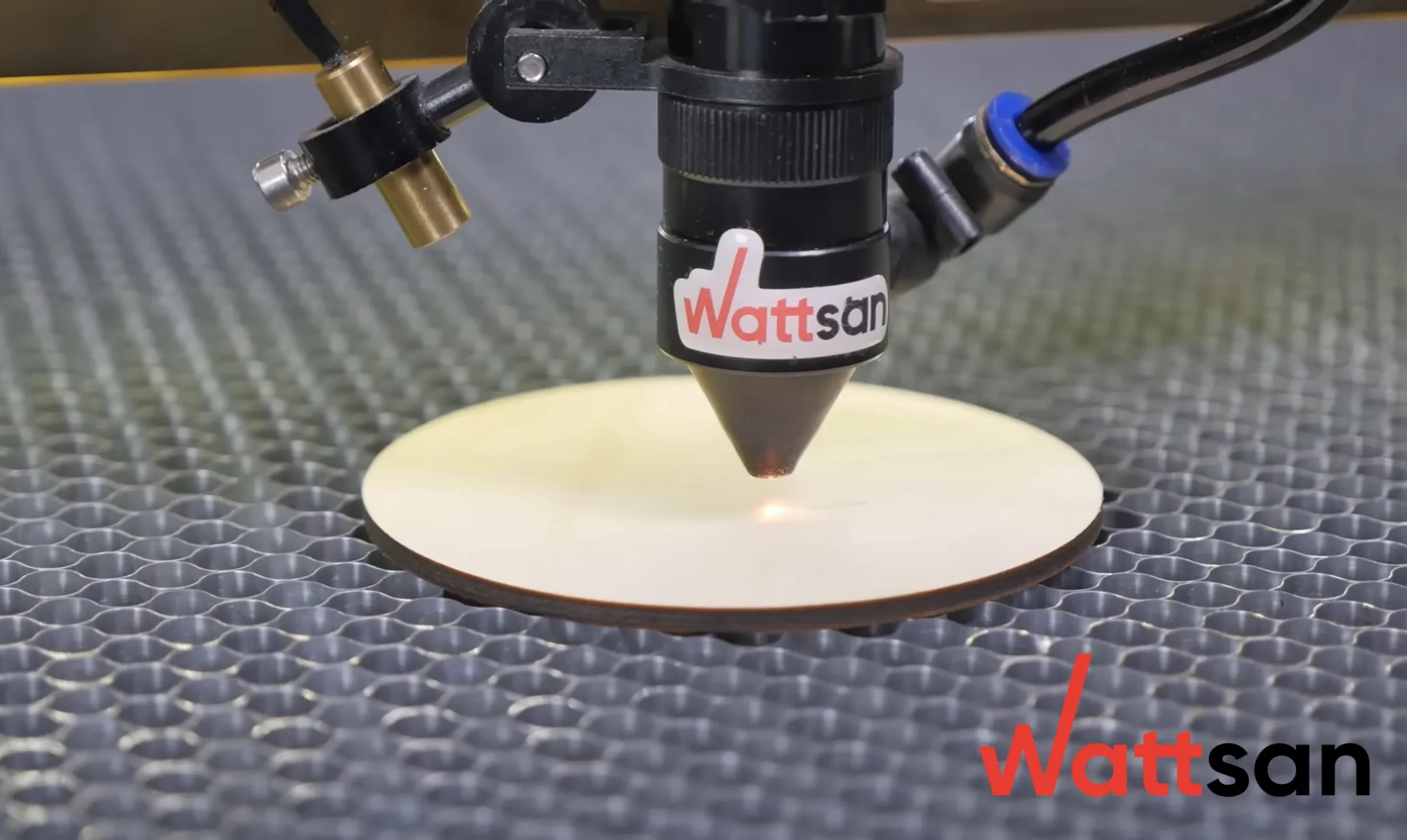 修仙淫交(高h)文 mastering laser alignment