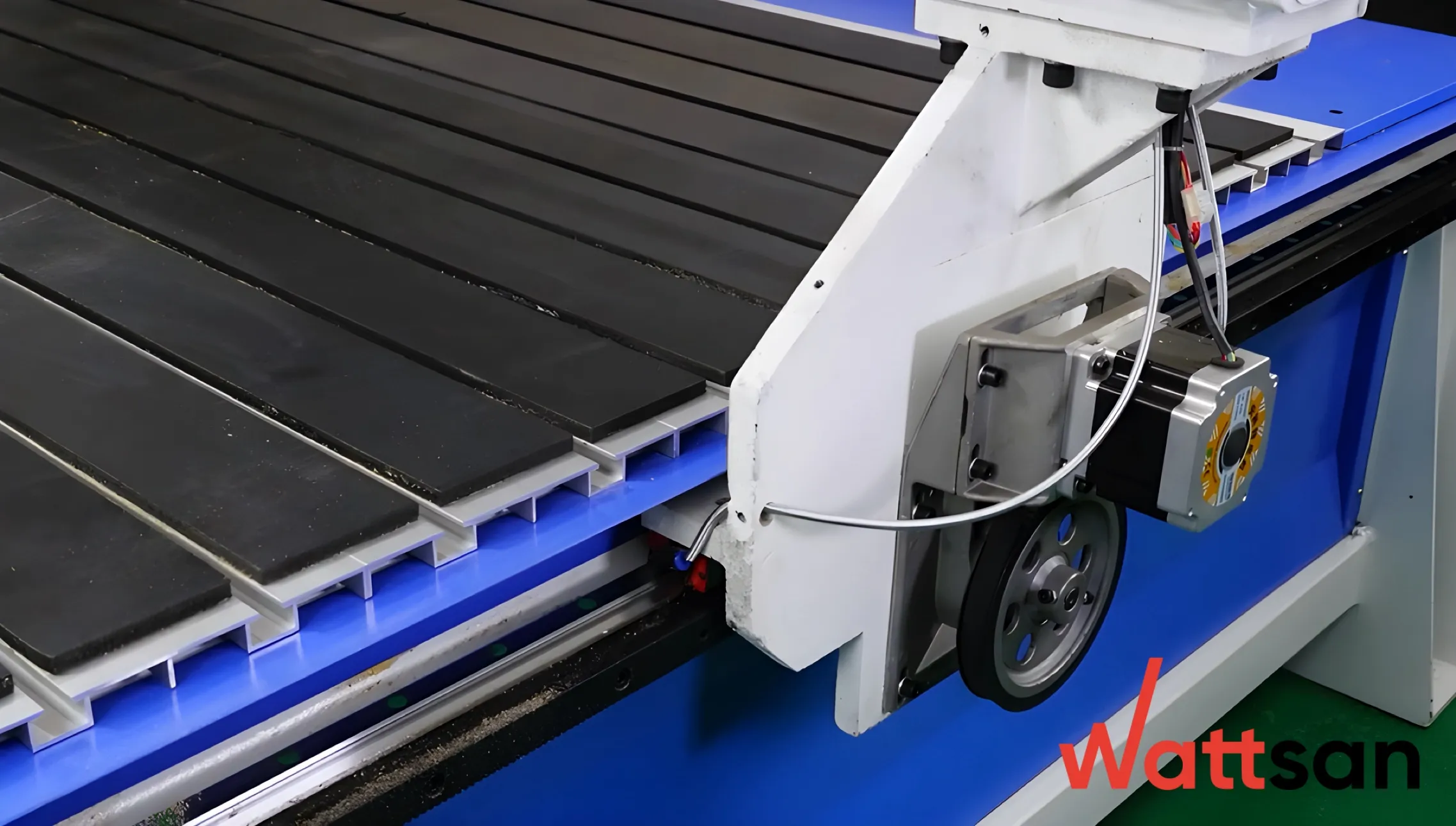 宣宣影视 A1 1313 CNC router