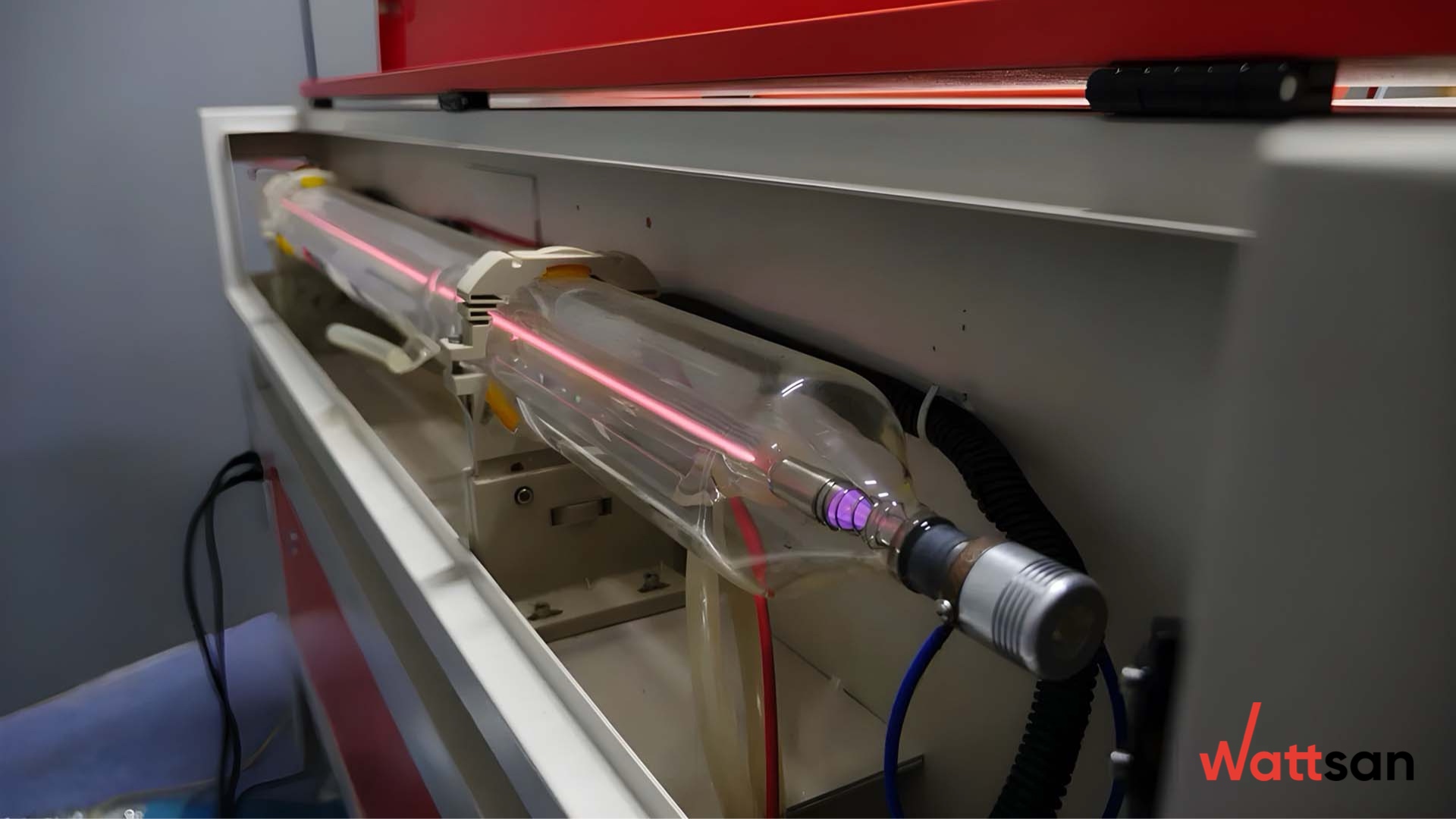 黄动漫视频免费视频网站 laser CO2 optic system