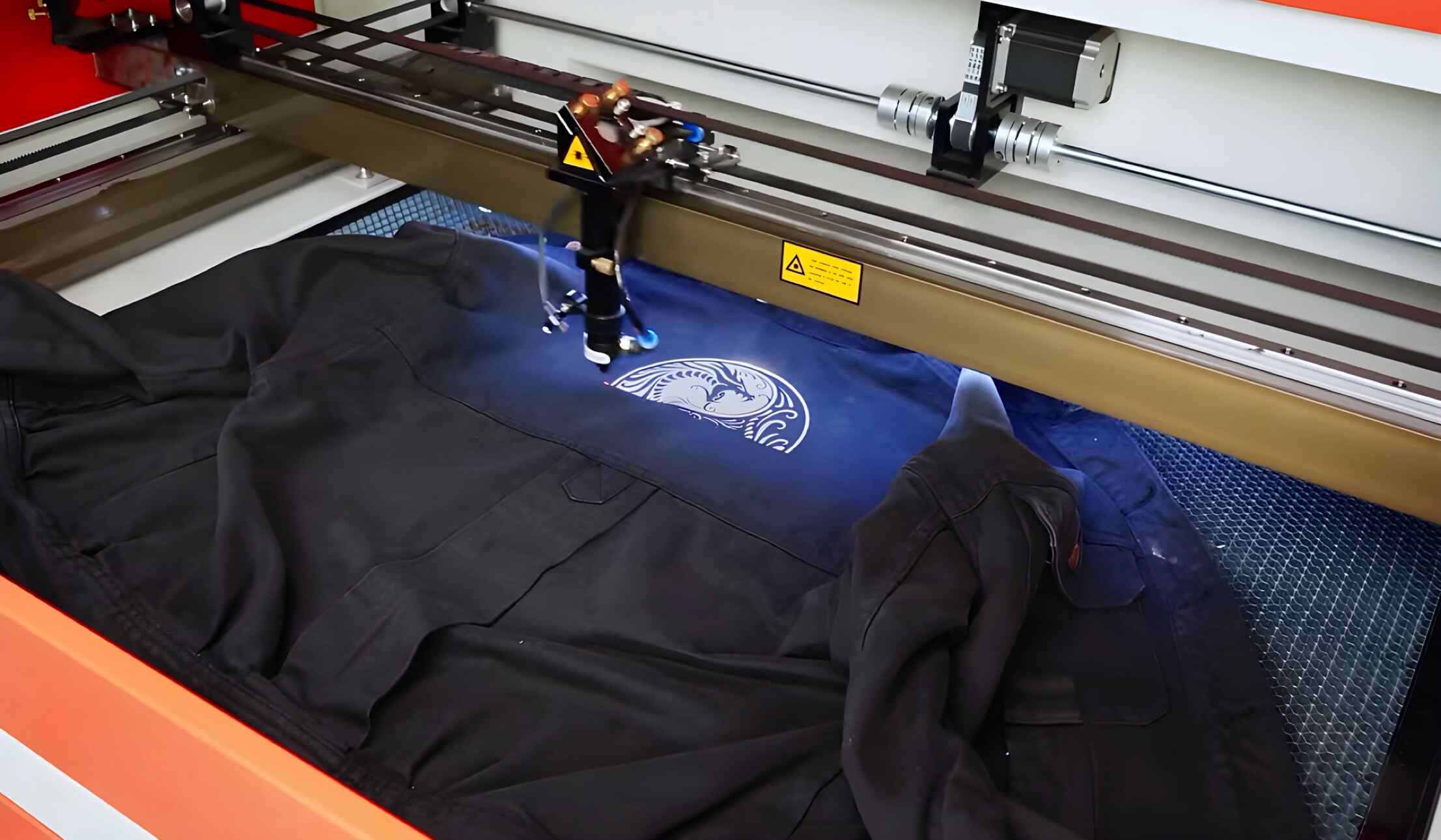 牛牛影视 laser engraving on denim