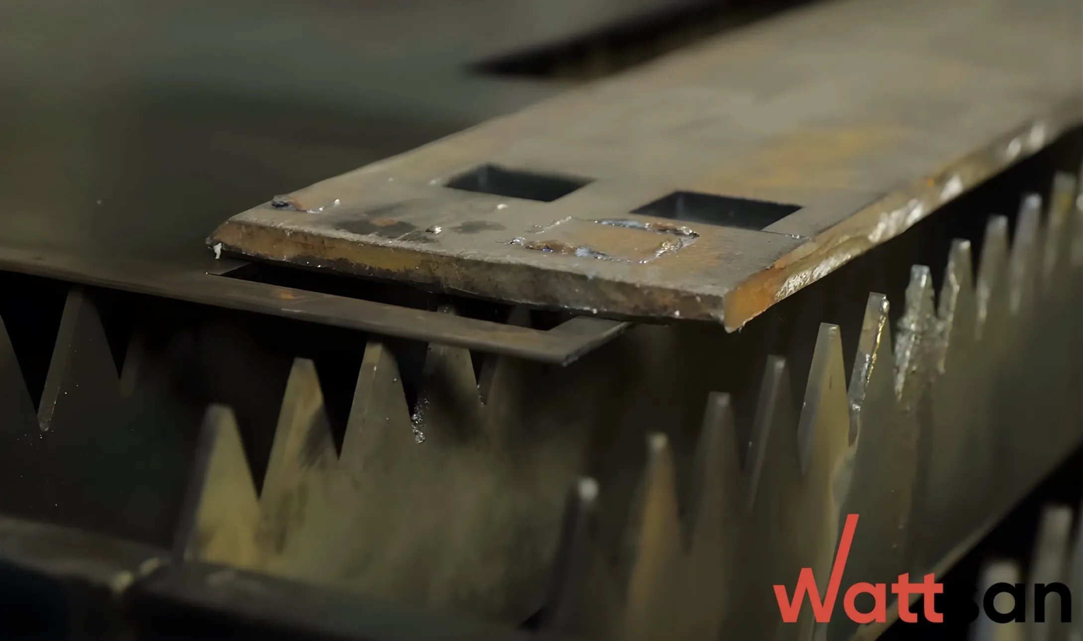 级r片内射在线视频播放 metal cutting top mistakes