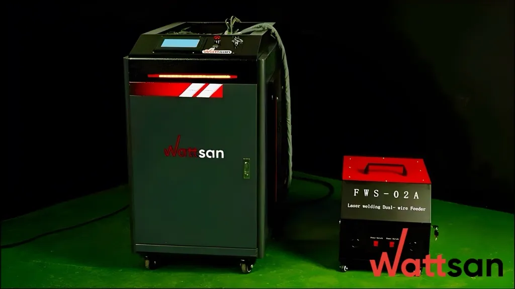 高冷男受用钢笔玩自己动漫 laser welding for jewelry