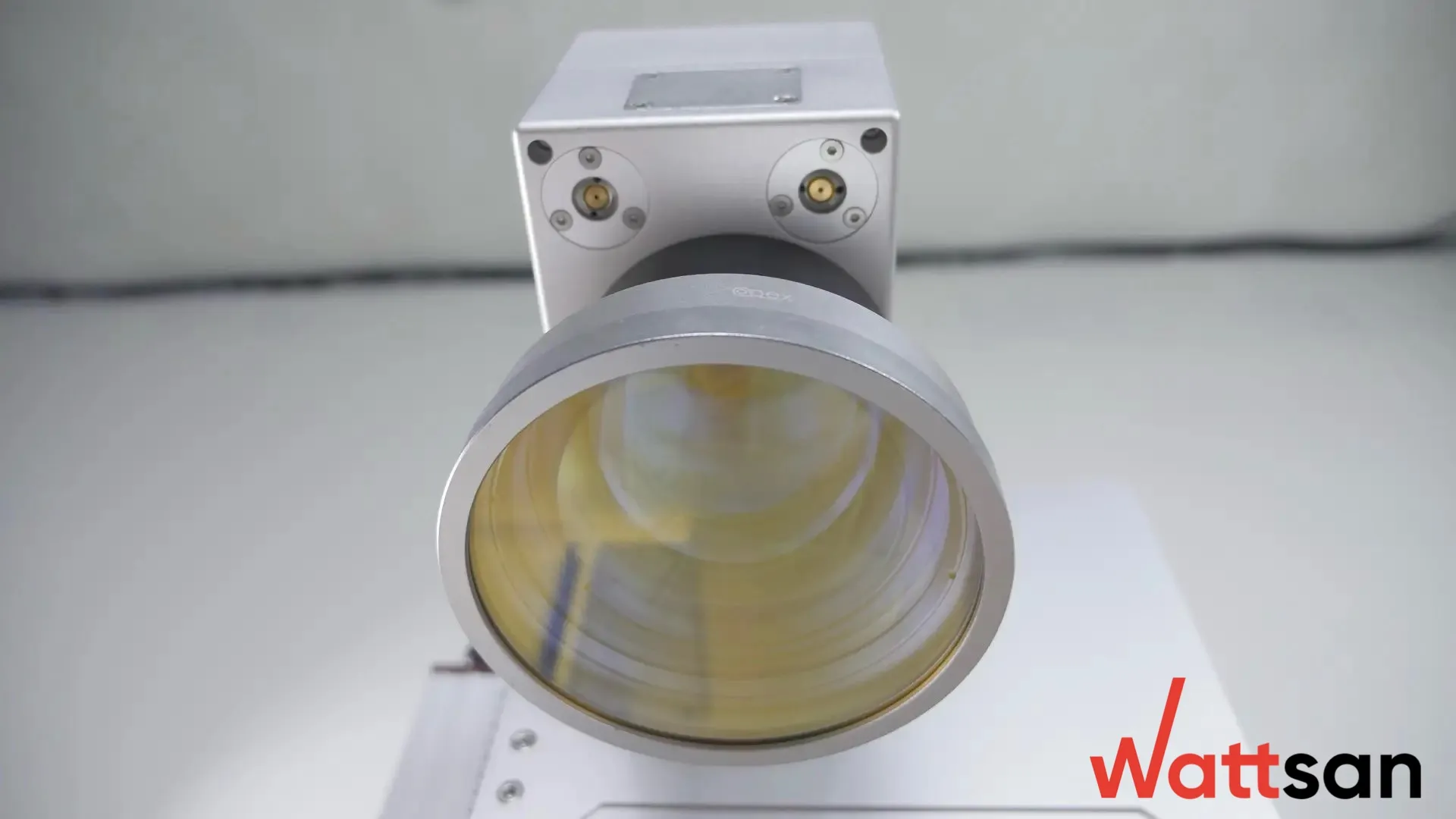 老汉吸奶水捏奶头小说 how laser engraving works