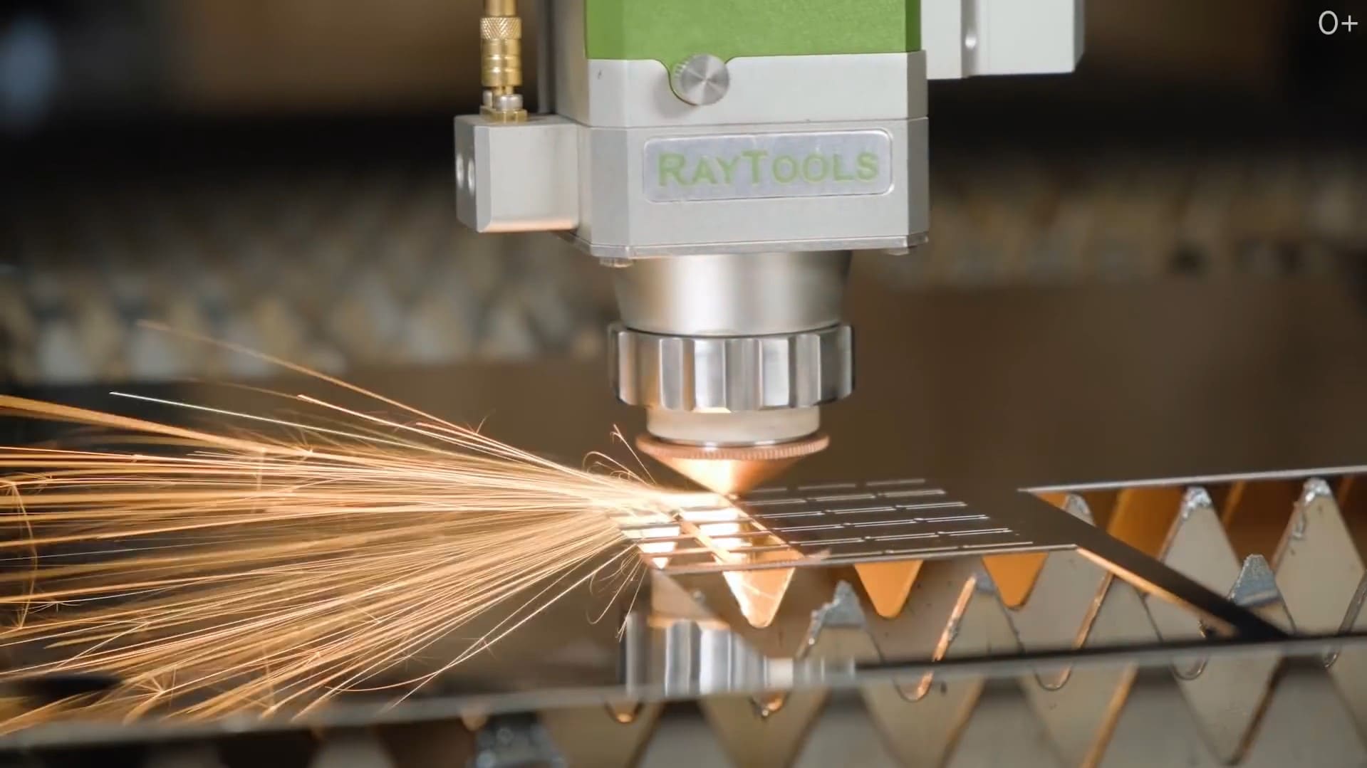 how to cut metal