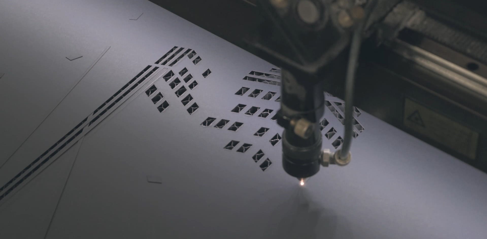 laser paper cutter