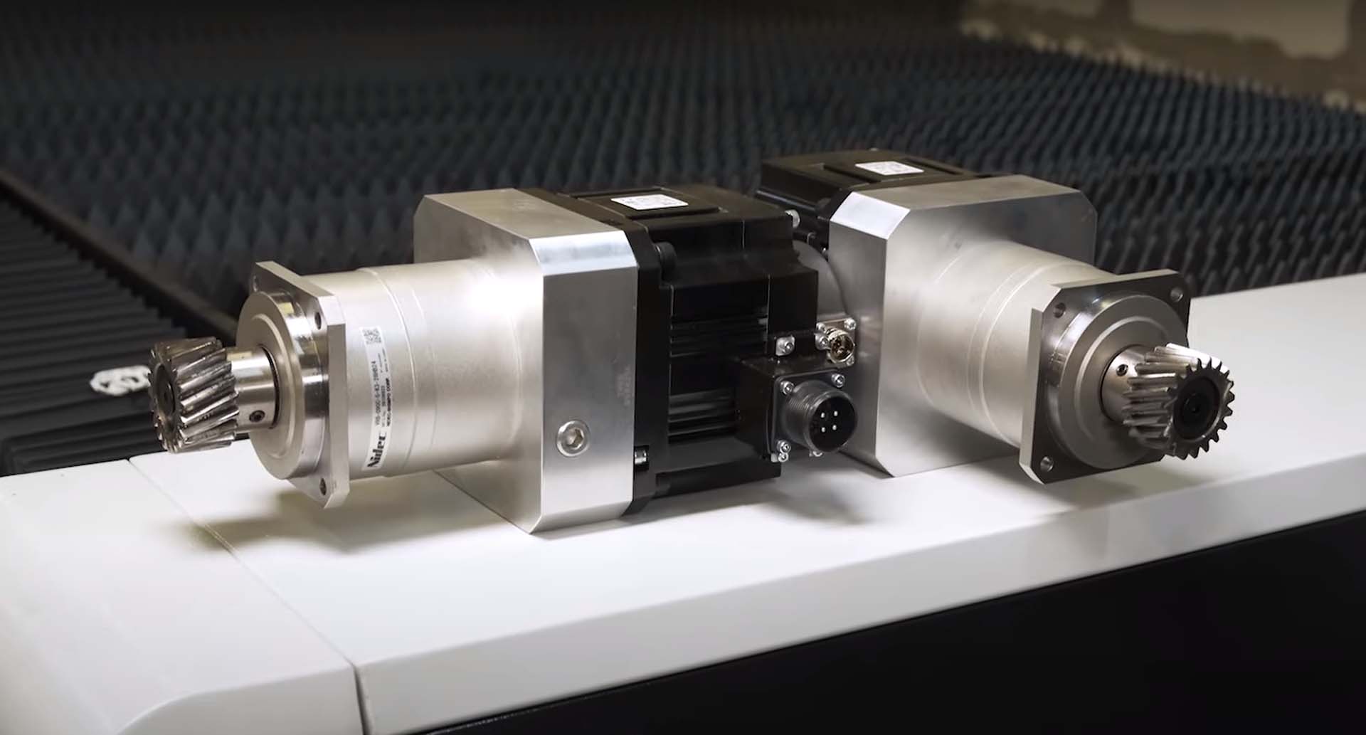狠狠噜狠狠狠狠丁香五月 stepper and servo motors